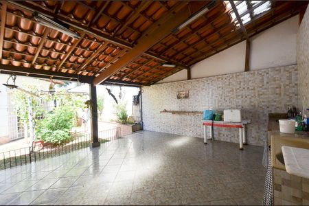 Casa à venda com 360m², 3 quartos e 4 vagas Casa à venda com 360m², 3 quartos e 4 vagasÁrea Externa