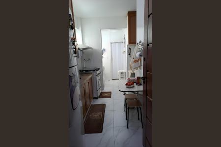 Apartamento à venda com 110m², 2 quartos e 1 vaga Apartamento à venda com 110m², 2 quartos e 1 vagaCozinha