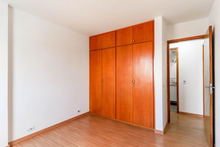 Apartamento à venda com 85m², 2 quartos e 1 vagaQuarto