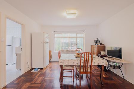 Casa à venda com 158m², 3 quartos e 2 vagasSala