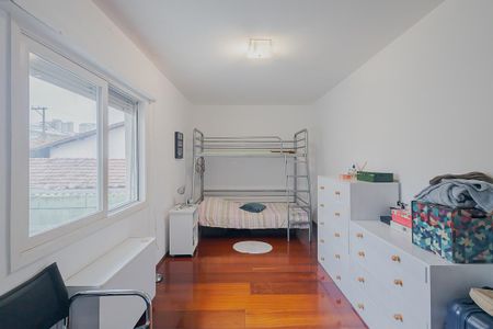 Casa à venda com 158m², 3 quartos e 2 vagasSuíte 2