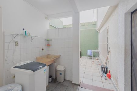 Casa à venda com 158m², 3 quartos e 2 vagasÁrea de Serviço