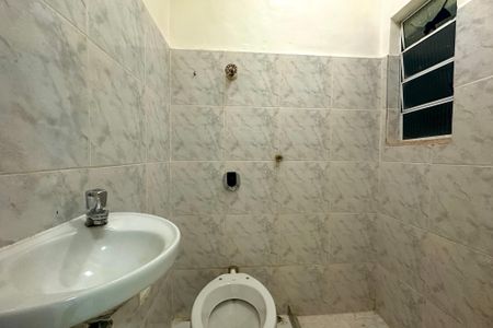 Banheiro de kitnet/studio à venda com 1 quarto, 27m² em Centro, Rio de Janeiro