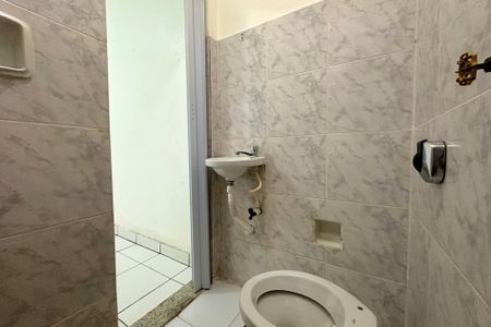 Banheiro de kitnet/studio à venda com 1 quarto, 27m² em Centro, Rio de Janeiro