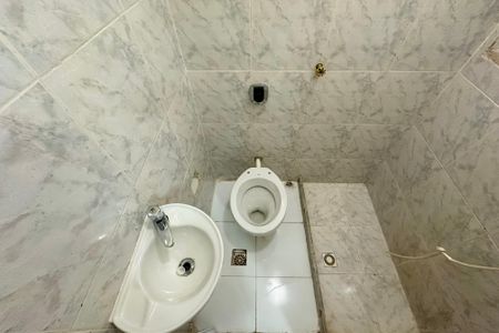 Banheiro de kitnet/studio à venda com 1 quarto, 27m² em Centro, Rio de Janeiro