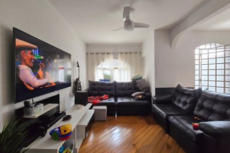 Casa à venda com 165m², 3 quartos e 1 vaga Casa à venda com 165m², 3 quartos e 1 vagaSala