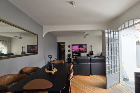 Casa à venda com 165m², 3 quartos e 1 vaga Casa à venda com 165m², 3 quartos e 1 vagaSala de Jantar