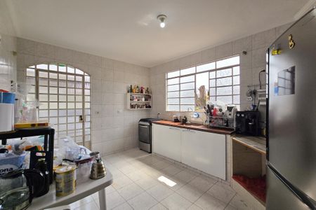 Casa à venda com 165m², 3 quartos e 1 vaga Casa à venda com 165m², 3 quartos e 1 vagaCozinha