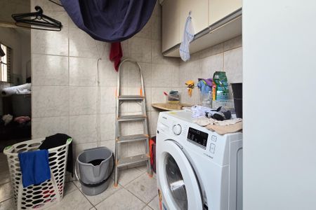 Casa à venda com 165m², 3 quartos e 1 vaga Casa à venda com 165m², 3 quartos e 1 vagaÁrea de Serviço