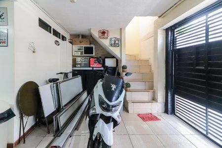 Casa à venda com 134m², 2 quartos e 1 vaga Casa à venda com 134m², 2 quartos e 1 vagaGaragem