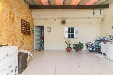 Casa à venda com 134m², 2 quartos e 1 vaga Casa à venda com 134m², 2 quartos e 1 vagaÁrea de Serviço