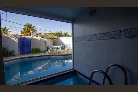 Casa de condomínio à venda com 600m², 4 quartos e 4 vagas Casa de condomínio à venda com 600m², 4 quartos e 4 vagasÁrea Externa