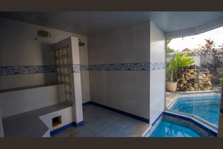 Casa de condomínio à venda com 600m², 4 quartos e 4 vagas Casa de condomínio à venda com 600m², 4 quartos e 4 vagasÁrea Externa