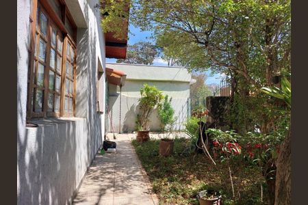 Casa à venda com 314m², 4 quartos e 4 vagas Casa à venda com 314m², 4 quartos e 4 vagasFoto 42