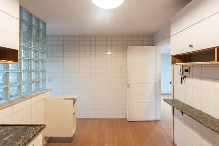 Apartamento à venda com 82m², 2 quartos e 1 vagaCozinha