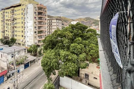 Apartamento à venda com 82m², 2 quartos e 1 vagaPlaquinha
