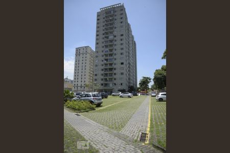 Apartamento para alugar com 62m², 2 quartos e 1 vagaFachada