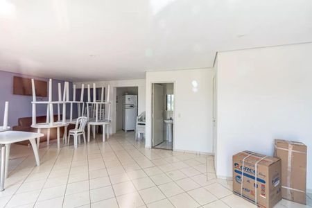 Apartamento à venda com 58m², 3 quartos e 1 vaga Apartamento à venda com 58m², 3 quartos e 1 vagaÁrea comum - Salão de festas