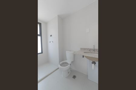 Apartamento à venda com 132m², 3 quartos e 2 vagasBanheiro da Suíte 2