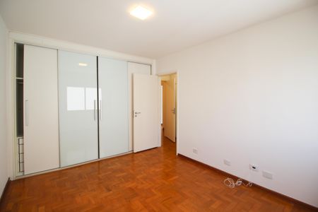 Apartamento à venda com 160m², 3 quartos e 1 vagaSuíte