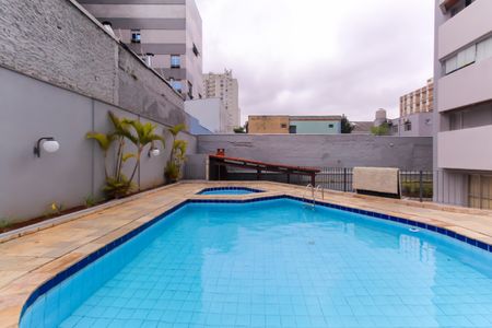 Apartamento à venda com 84m², 3 quartos e 2 vagas Apartamento à venda com 84m², 3 quartos e 2 vagasÁrea comum - Piscina