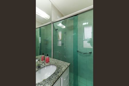 Apartamento à venda com 84m², 3 quartos e 2 vagas Apartamento à venda com 84m², 3 quartos e 2 vagasBanheiro da Suíte 1