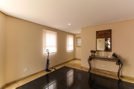 Apartamento à venda com 84m², 3 quartos e 2 vagas Apartamento à venda com 84m², 3 quartos e 2 vagasHall