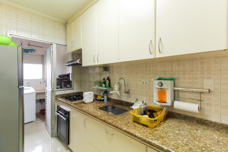 Apartamento à venda com 84m², 3 quartos e 2 vagas Apartamento à venda com 84m², 3 quartos e 2 vagasCozinha