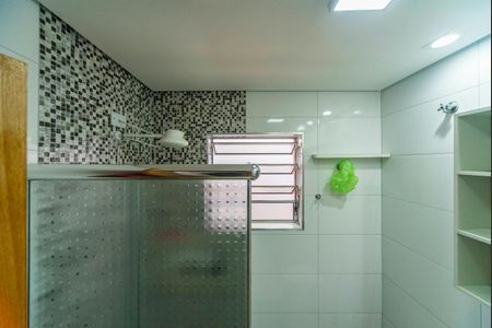 Casa à venda com 125m², 2 quartos e 2 vagas Casa à venda com 125m², 2 quartos e 2 vagasBanheiro