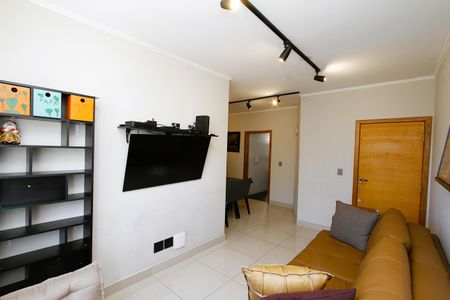 Apartamento à venda com 100m², 3 quartos e 2 vagasSala