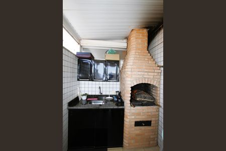 Apartamento à venda com 100m², 3 quartos e 2 vagasChurrasqueira