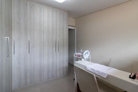 Casa à venda com 125m², 4 quartos e 2 vagas Casa à venda com 125m², 4 quartos e 2 vagasQuarto