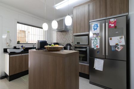 Casa à venda com 125m², 4 quartos e 2 vagas Casa à venda com 125m², 4 quartos e 2 vagasCozinha