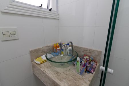 Casa à venda com 125m², 4 quartos e 2 vagas Casa à venda com 125m², 4 quartos e 2 vagasBanheiro da Suíte 2