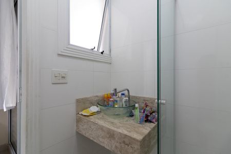 Casa à venda com 125m², 4 quartos e 2 vagas Casa à venda com 125m², 4 quartos e 2 vagasBanheiro da Suíte 2