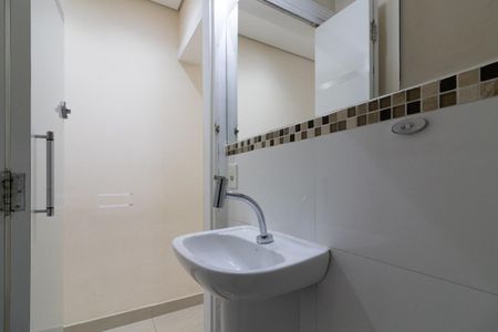 Casa à venda com 125m², 4 quartos e 2 vagas Casa à venda com 125m², 4 quartos e 2 vagasLavabo