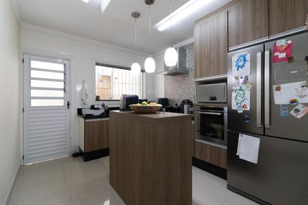 Casa à venda com 125m², 4 quartos e 2 vagas Casa à venda com 125m², 4 quartos e 2 vagasCozinha