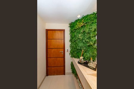 Casa à venda com 560m², 3 quartos e 3 vagasLavabo