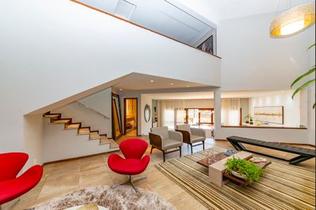 Casa à venda com 560m², 3 quartos e 3 vagasSala 1