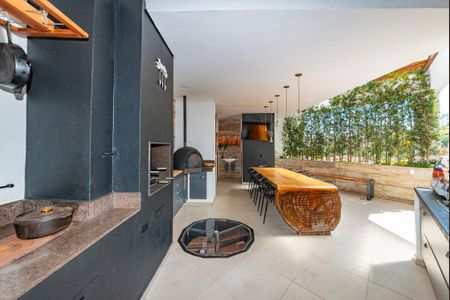 Casa à venda com 560m², 3 quartos e 3 vagasVaranda gourmet