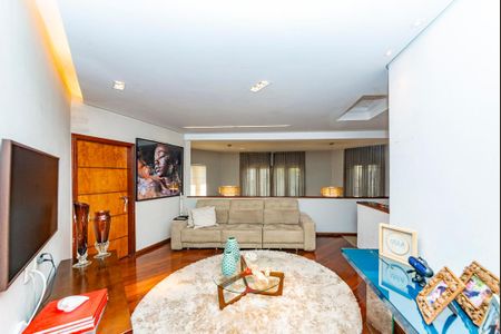 Casa à venda com 560m², 3 quartos e 3 vagasSala 3