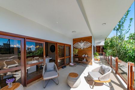 Casa à venda com 560m², 3 quartos e 3 vagasVaranda da Sala 2