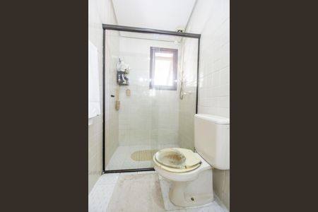 Casa de condomínio à venda com 176m², 3 quartos e 2 vagasBanheiro da Suíte