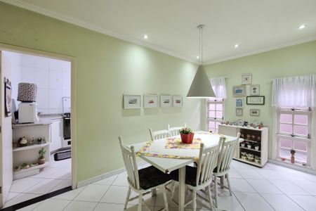 Casa à venda com 282m², 3 quartos e 5 vagasCopa