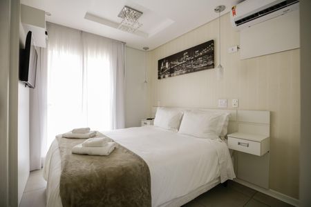 Studio para alugar com 28m², 1 quarto e 1 vaga