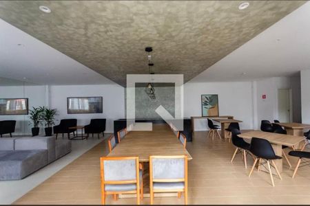 Apartamento à venda com 39m², 2 quartos e sem vagaÁrea comum - Salão de festas