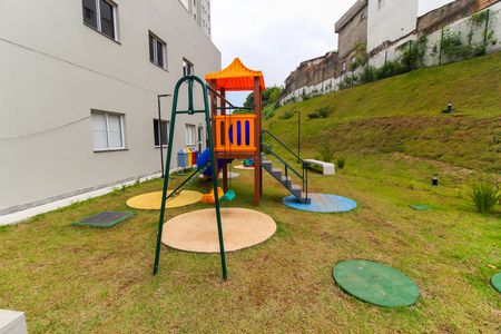 Apartamento à venda com 33m², 2 quartos e sem vaga Apartamento à venda com 33m², 2 quartos e sem vagaPlayground