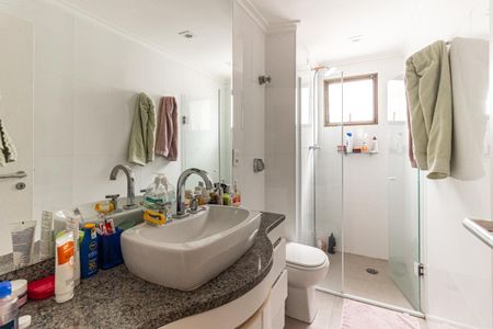 Apartamento à venda com 237m², 3 quartos e 2 vagas Apartamento à venda com 237m², 3 quartos e 2 vagasBanheiro Social