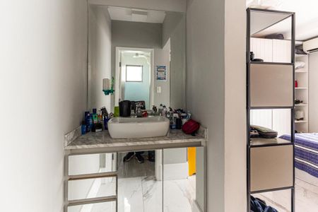 Apartamento à venda com 237m², 3 quartos e 2 vagas Apartamento à venda com 237m², 3 quartos e 2 vagasBanheiro da Suíte 2