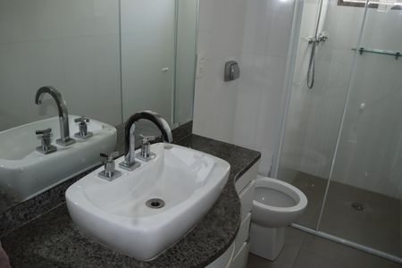 Apartamento à venda com 237m², 3 quartos e 2 vagasBanheiro
